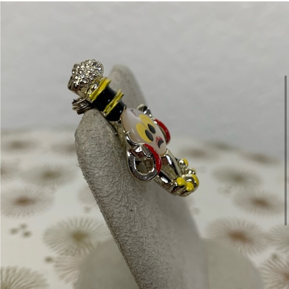 Vintage voodoo enamel mother of pearl gold tone pin brooch - Picture 3 of 5